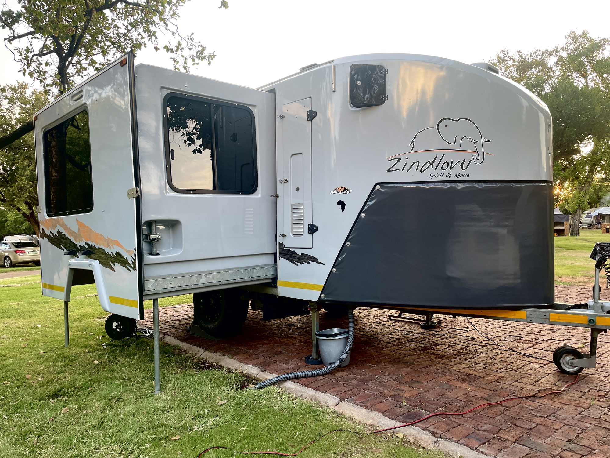 Mobi Lodge Ultimate (Insurance included)