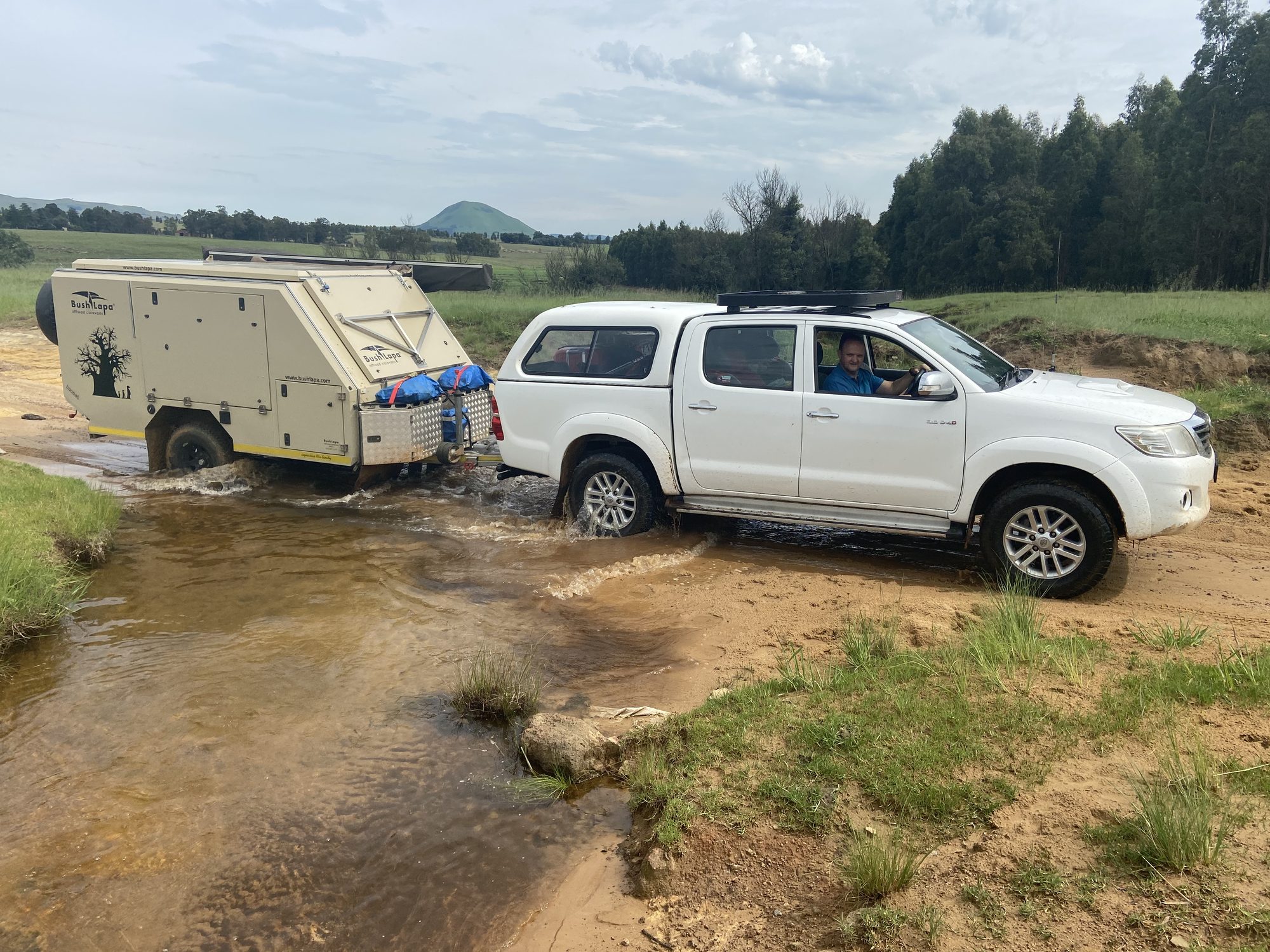Off-Road Caravan that creates a base to explore